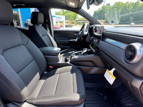 New 2026 Chevrolet Colorado LT RWD image 26