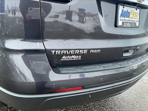 Used 2017 Chevrolet Traverse LT w/ Style and Technology Package AWD/4WD image 30