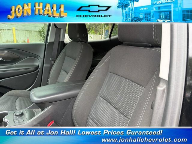 Used 2022 GMC Terrain SLE w/ Driver Convenience Package FWD image 18