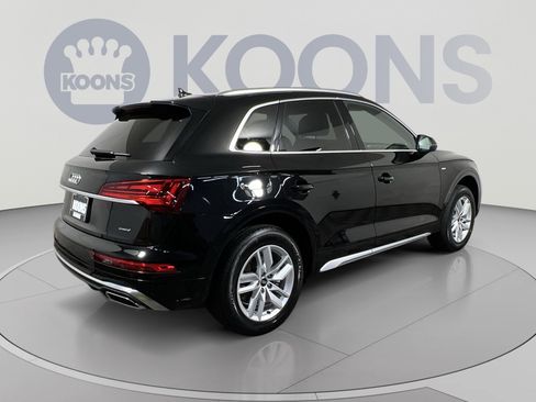 Used 2023 Audi Q5 2.0T Premium w/ Convenience Package AWD/4WD image 11