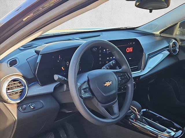 Used 2026 Chevrolet Trax LT FWD image 10