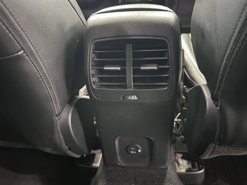 Used 2021 Ford Escape SEL image 33