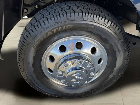 Used 2022 RAM 3500 Limited image 22