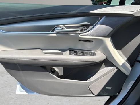 Used 2025 Cadillac XT5 Premium Luxury w/ Technology Package FWD image 17