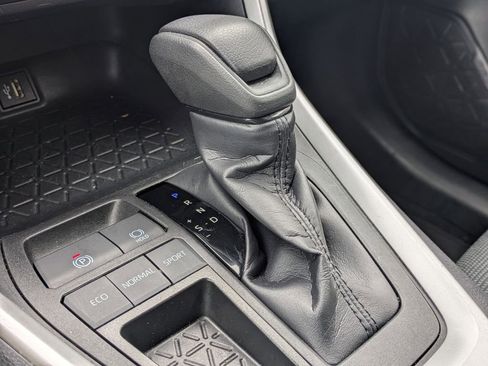 Used 2025 Toyota RAV4 LE image 16