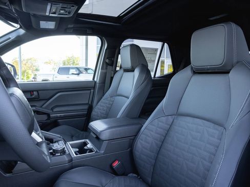 New 2026 Toyota 4Runner TRD Off-Road Premium AWD/4WD image 9
