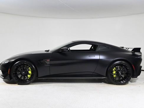 Used 2023 Aston Martin V8 Vantage image 15