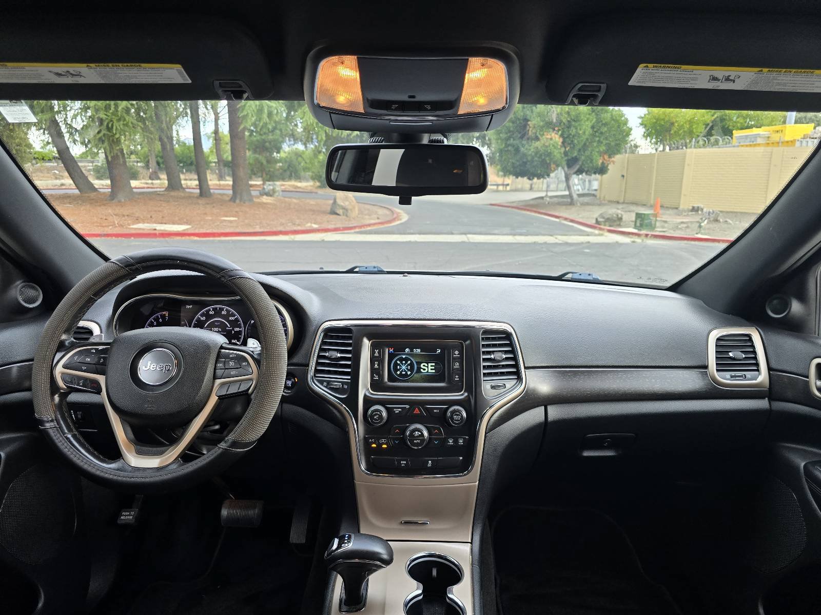 Used 2015 Jeep Grand Cherokee Laredo w/ Quick Order Package 23E RWD image 24