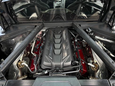 Used 2024 Chevrolet Corvette Stingray Coupe w/ Z51 Performance Package RWD image 31