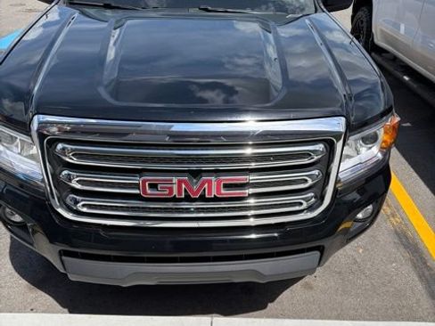 Used 2016 GMC Canyon SLE w/ SLE Convenience Package AWD/4WD image 2