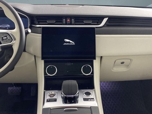 New 2023 Jaguar F-PACE S AWD/4WD image 22