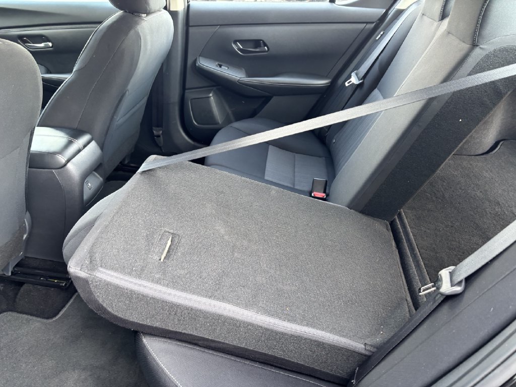 Used 2024 Nissan Sentra SV FWD image 24