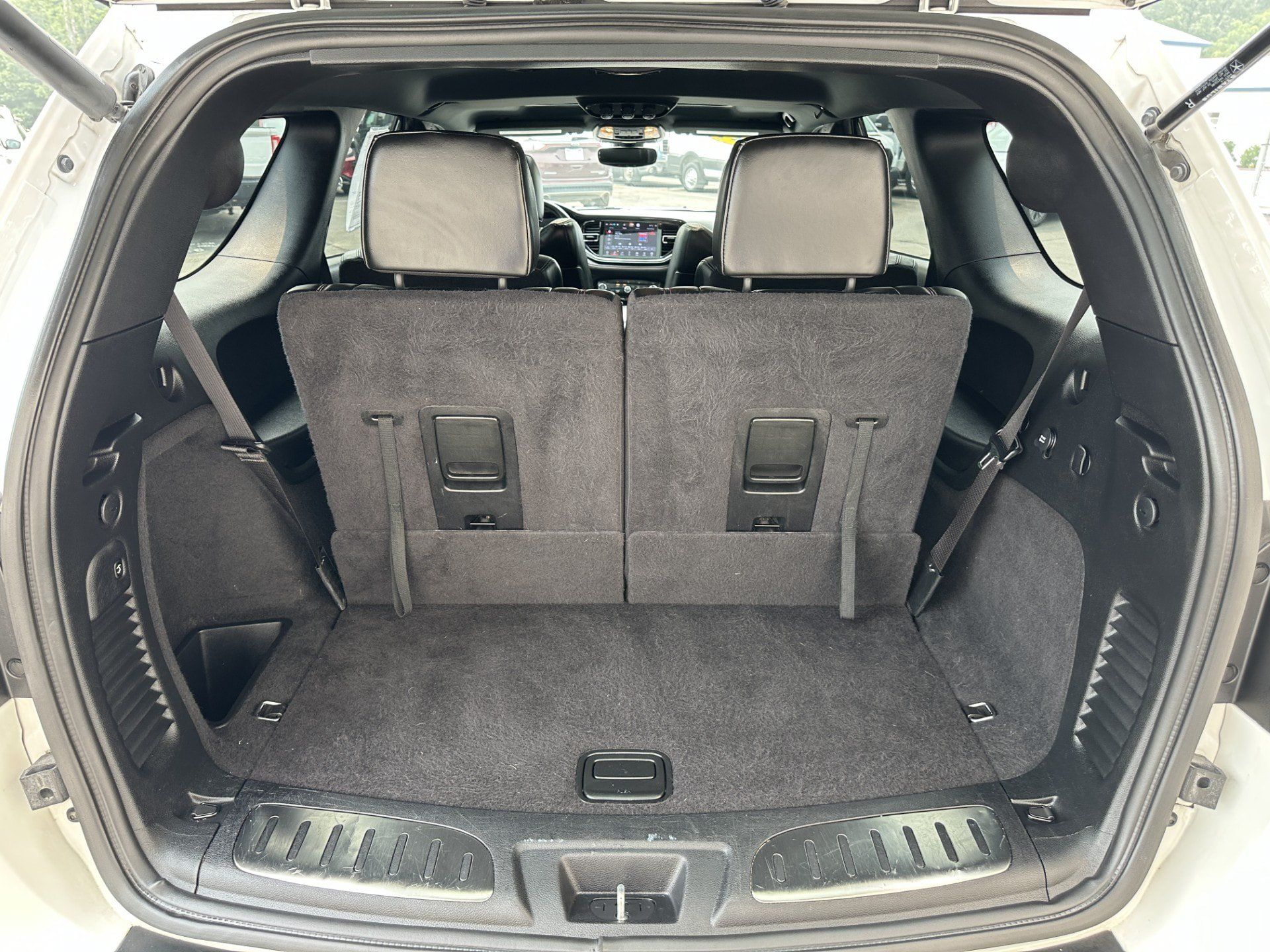 Used 2021 Dodge Durango R/T w/ Blacktop Package AWD/4WD image 7