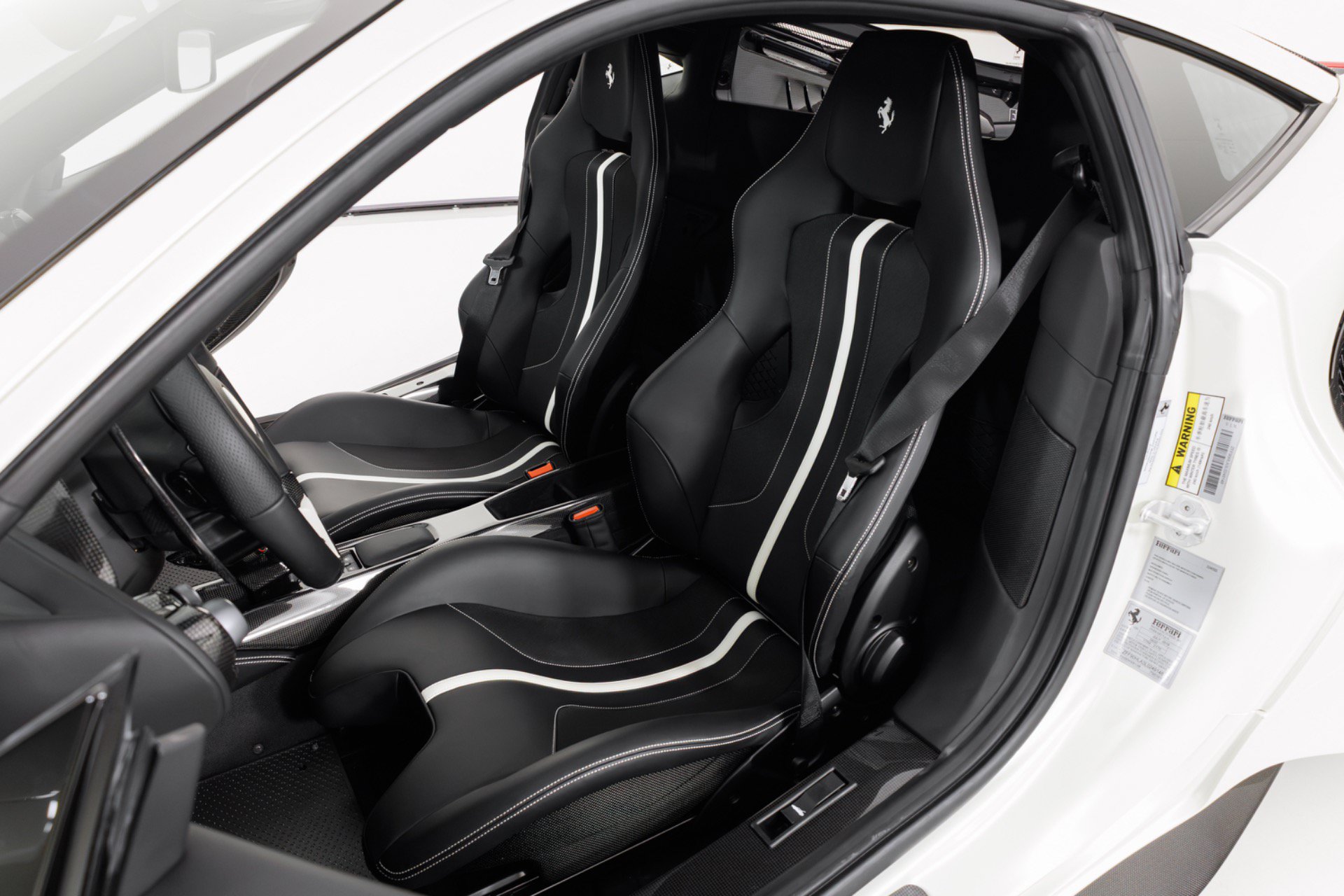 Used 2020 Ferrari 488 Pista Coupe RWD image 16