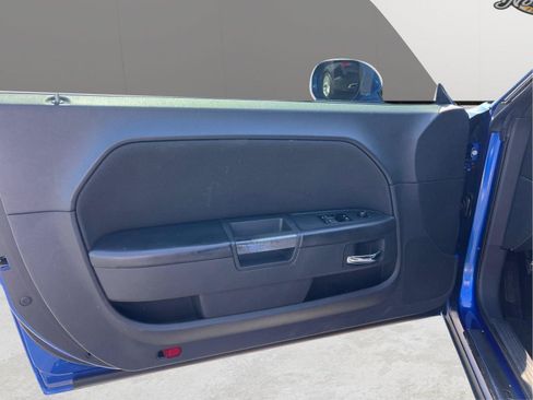 Used 2012 Dodge Challenger R/T RWD image 16
