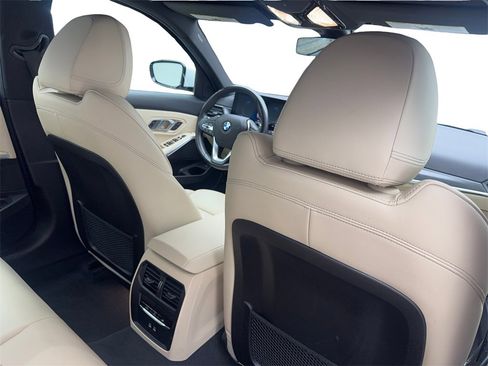 Used 2023 BMW 330i Sedan w/ Driving Assistance Package image 41