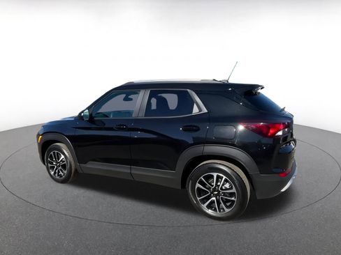 Used 2025 Chevrolet TrailBlazer LT image 10