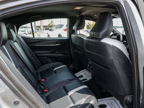 Used 2025 Toyota Camry SE FWD image 23