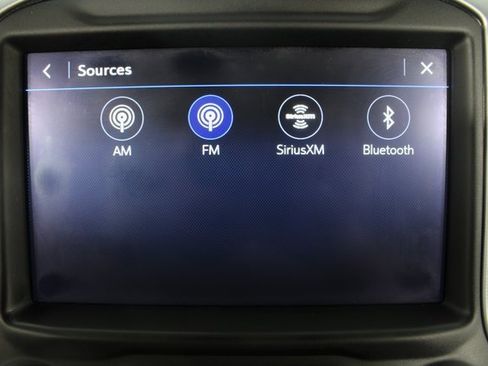 Used 2021 GMC Sierra 1500 SLT image 5