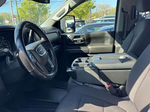 Used 2022 GMC Sierra 2500 Pro w/ Convenience Package AWD/4WD image 16