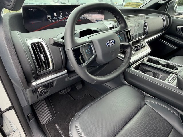 New 2027 Ford Expedition Platinum w/ Stealth Appearance Package AWD/4WD image 14