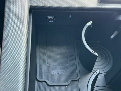 Used 2025 Hyundai Palisade SEL FWD image 29
