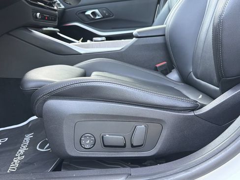 Used 2025 BMW 330i Sedan RWD image 21