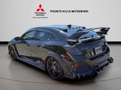 Used 2019 Honda Civic Type R image 7