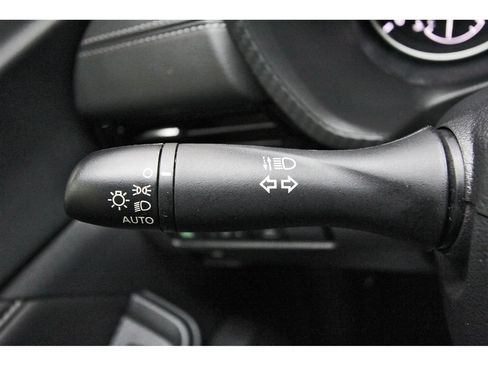 Used 2025 Nissan Sentra SV FWD image 15