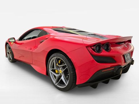 Used 2022 Ferrari F8 Tributo RWD image 11