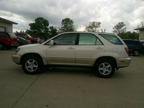 Used 1999 Lexus RX 300 4WD image 8