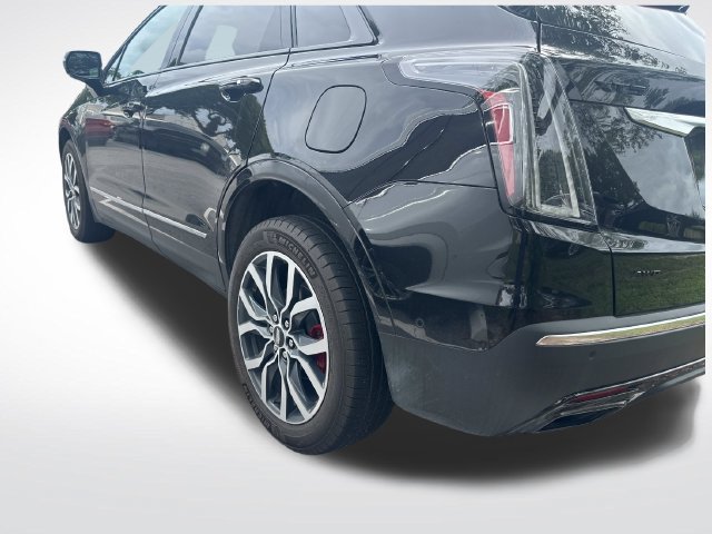 Certified 2024 Cadillac XT5 Sportv w/ Platinum Package AWD/4WD image 3