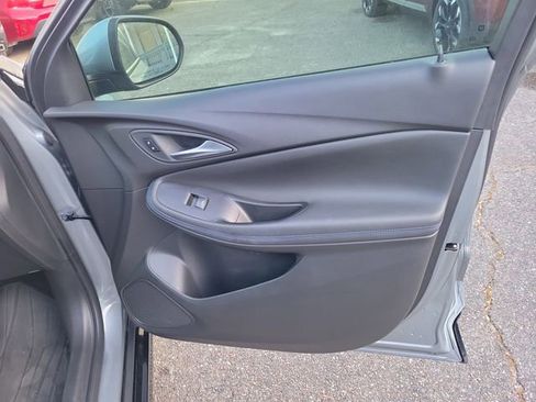 Used 2025 Buick Encore GX Sport Touring w/ Experience Buick Package FWD image 36