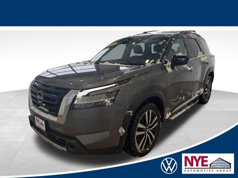 Used 2023 Nissan Pathfinder Platinum w/ Lighting Package (N93) image 1