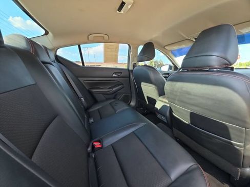 Used 2022 Nissan Altima 2.5 SR FWD image 27
