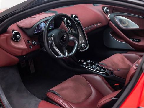 Used 2023 McLaren GT RWD image 23