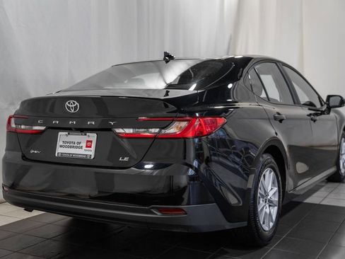 Used 2025 Toyota Camry LE image 4