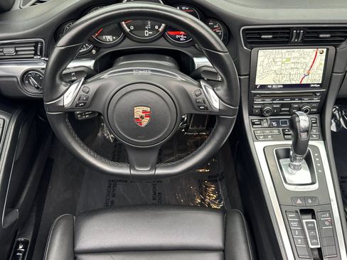 Used 2014 Porsche 911 Turbo image 15
