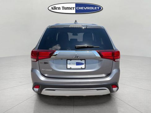 Used 2020 Mitsubishi Outlander ES FWD image 5