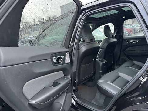 Certified 2024 Volvo XC60 T8 Ultimate w/ Climate Package image 16