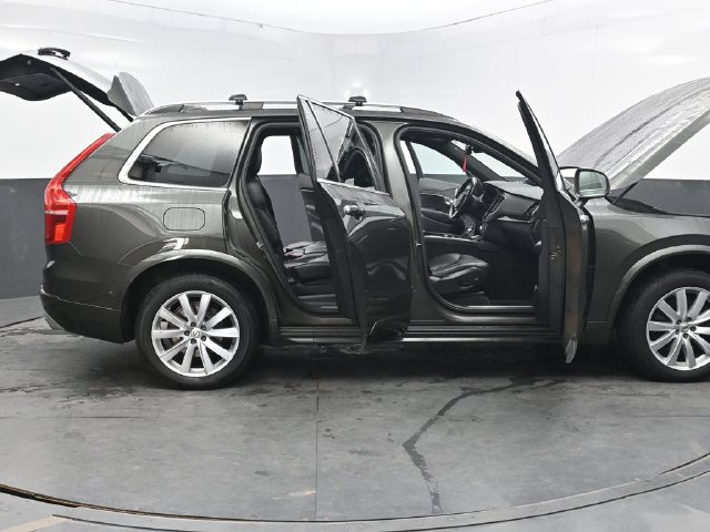 Used 2018 Volvo XC90 T6 Momentum w/ Convenience Package AWD/4WD image 46