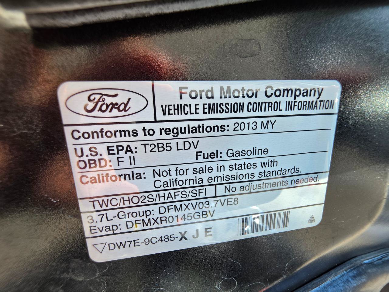 Used 2013 Lincoln MKS FWD image 33