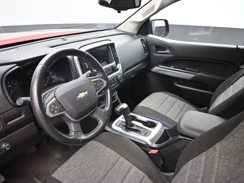 Used 2016 Chevrolet Colorado LT w/ LT Convenience Package RWD image 18