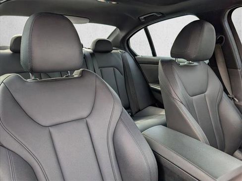 Used 2019 BMW 330i Sedan w/ Driving Assistance Package image 19