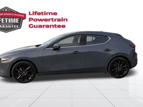 Used 2025 MAZDA MAZDA3 2.5 S Hatchback w/ Premium Pkg FWD image 2