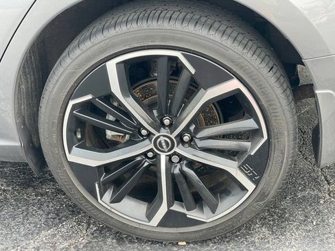 Certified 2024 Nissan Altima 2.5 SR w/ SR Premium Package AWD/4WD image 33
