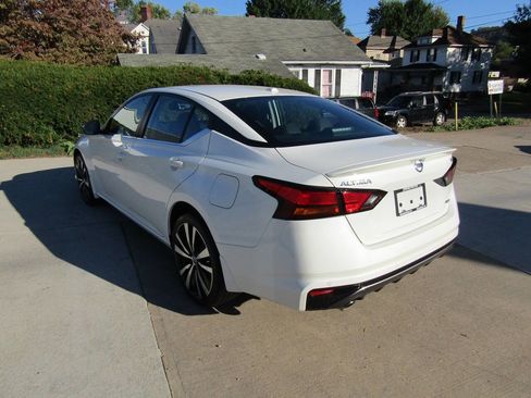 Used 2021 Nissan Altima 2.5 SR image 7