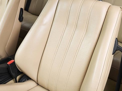 Used 1991 BMW 318iS Coupe RWD image 67