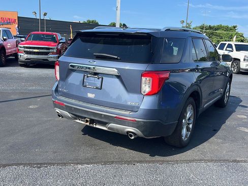 Used 2021 Ford Explorer Limited w/ Equipment Group 301A AWD/4WD image 5