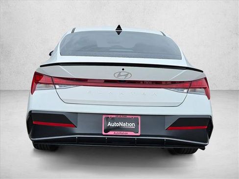 New 2026 Hyundai Elantra SEL Sport FWD image 8